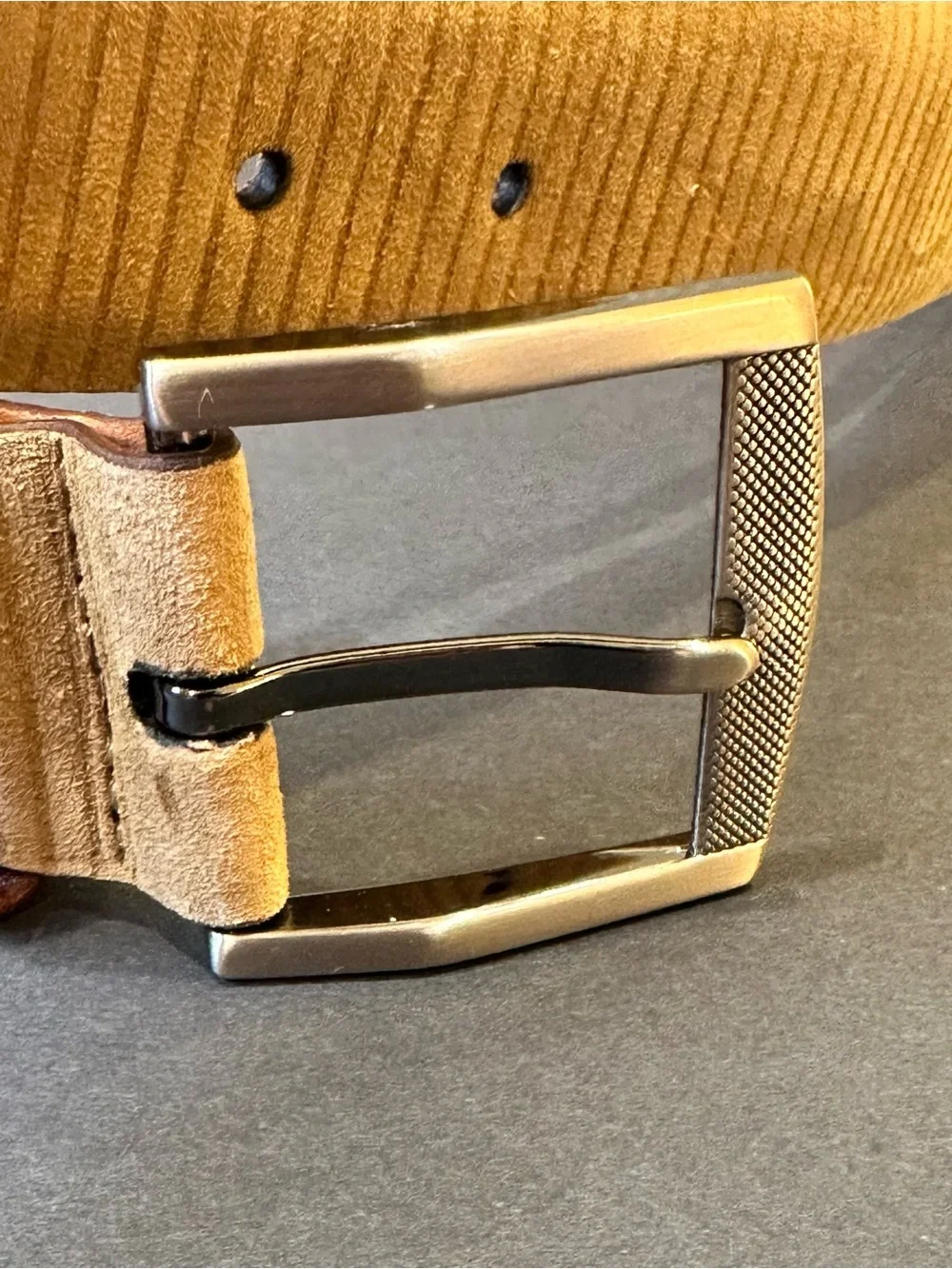 VTG 1990s Fullum & Holt Tan Ribbed Nubuck Leather Belt Gunmetal Buckle 36
